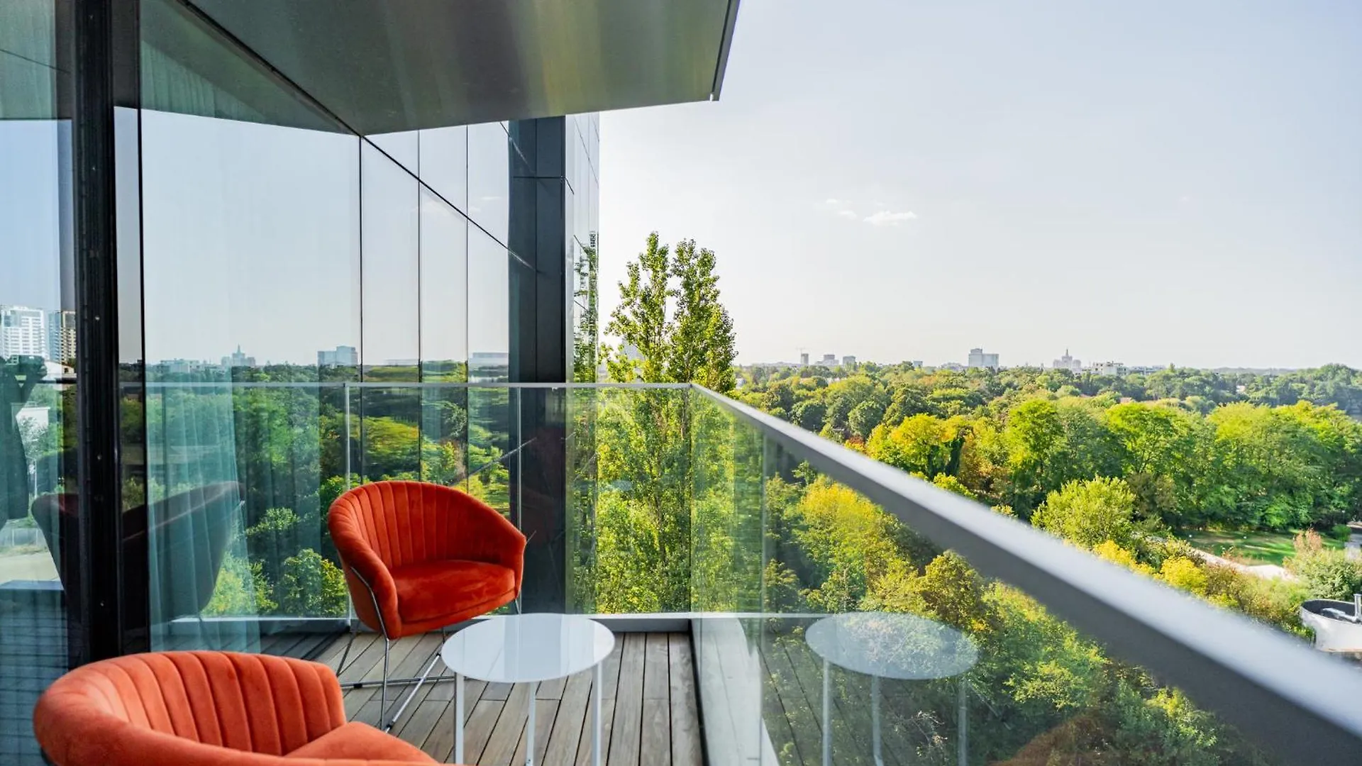 One Floreasca Luxurious Apartment - Panormaic City & Park Views Bucharest