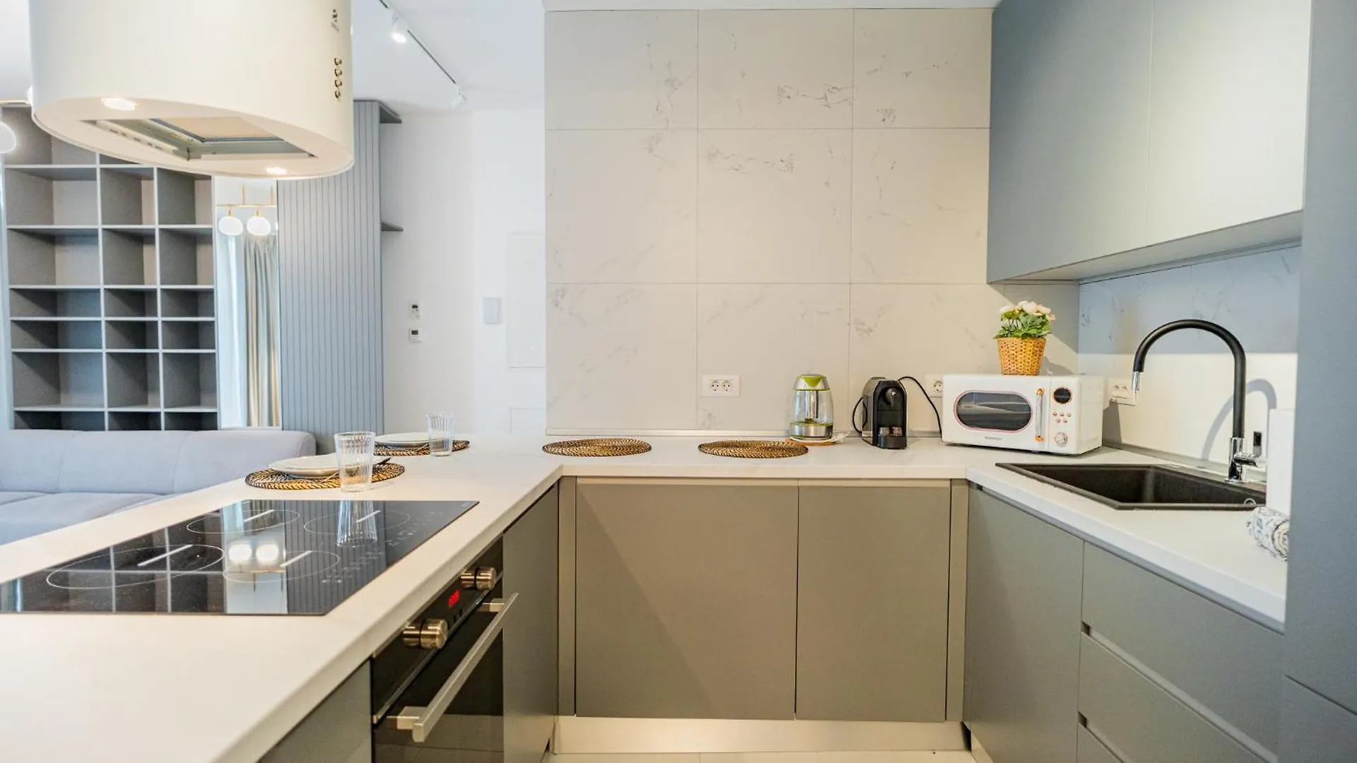 One Floreasca Luxurious Apartment - Panormaic City & Park Views Bucharest