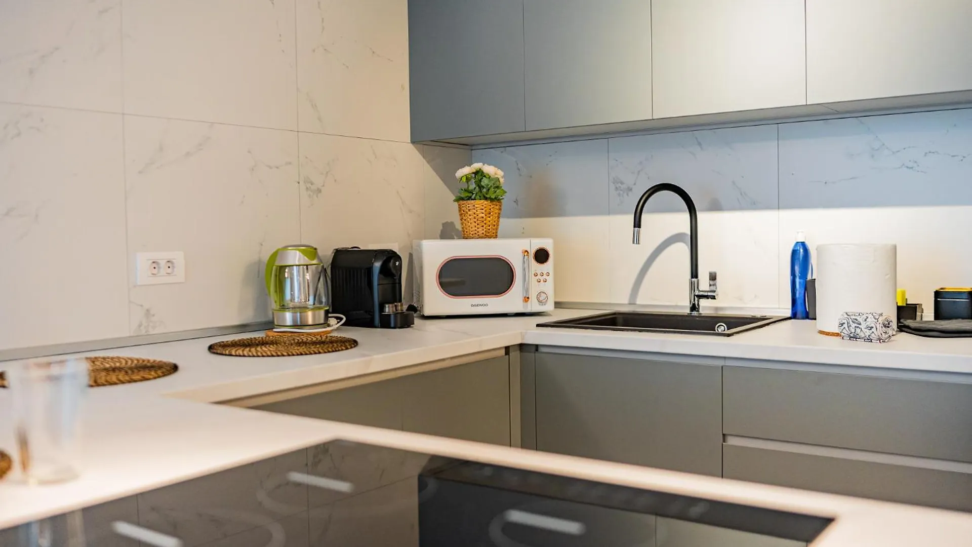 One Floreasca Luxurious Apartment - Panormaic City & Park Views Bucharest
