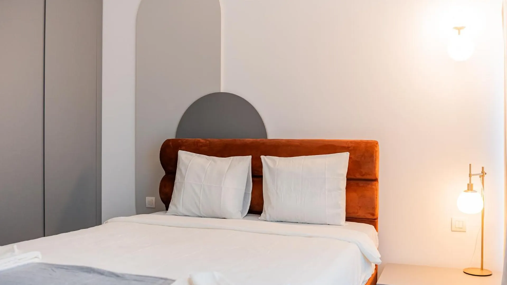 One Floreasca Luxurious Apartment - Panormaic City & Park Views Bucharest