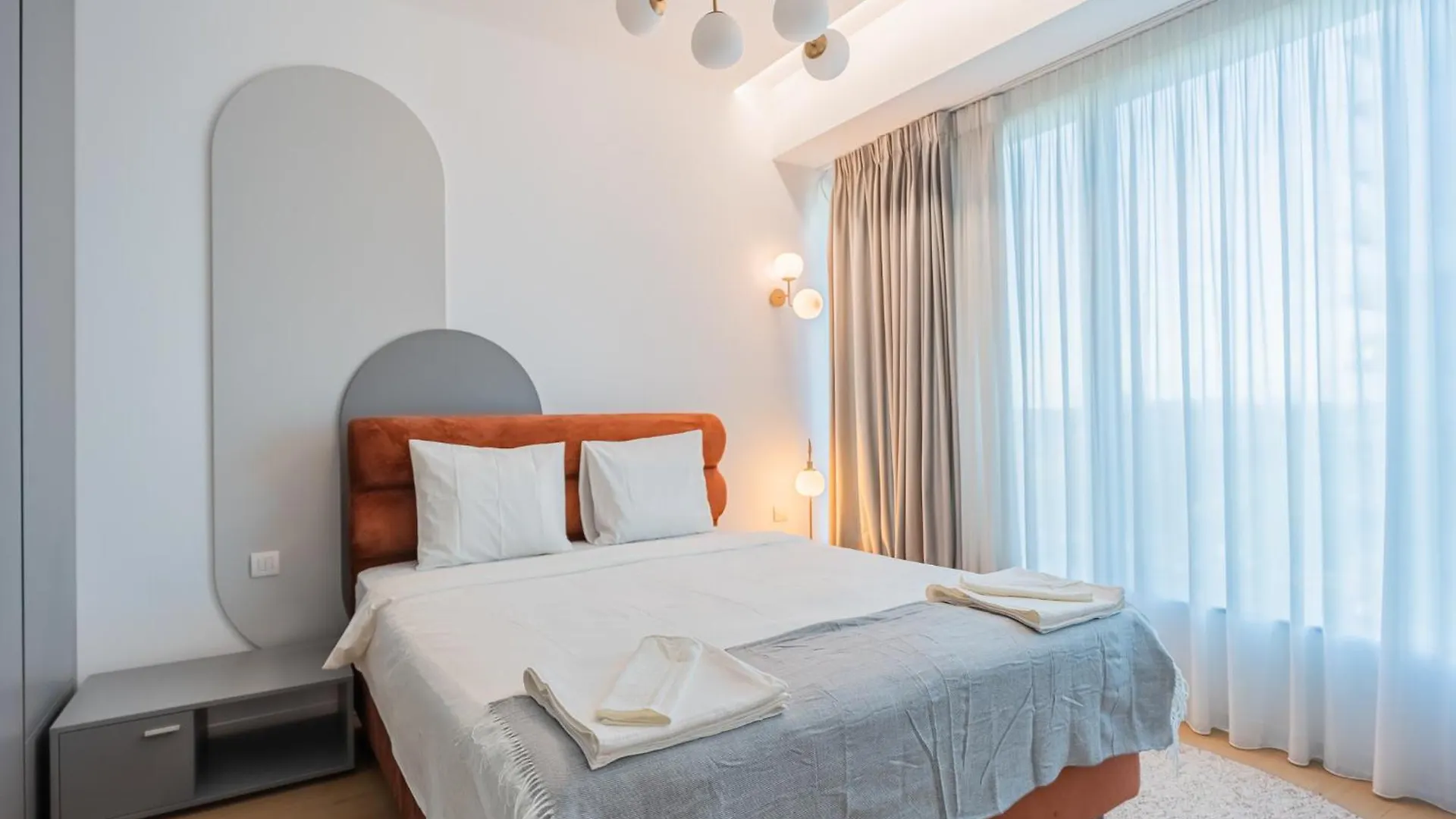 One Floreasca Luxurious Apartment - Panormaic City & Park Views Bucharest 0*,